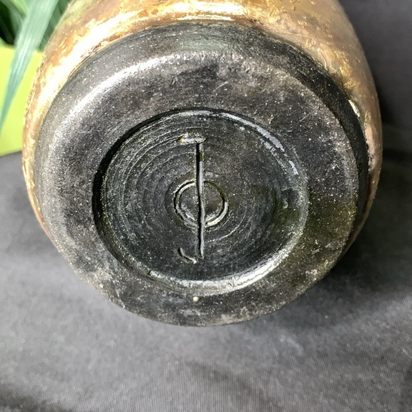 Stamped ROYCROFT RENAISSANCE Raku pottery vase - Picture 6 of 13